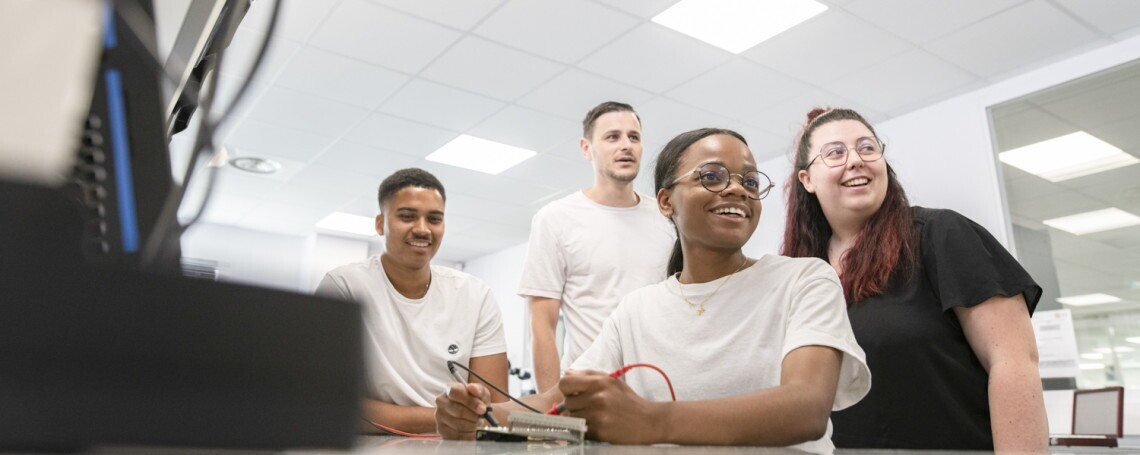 Ausbildung zum Elektroniker für Betriebstechnik (m/w/d) | 2027, 1. Bild